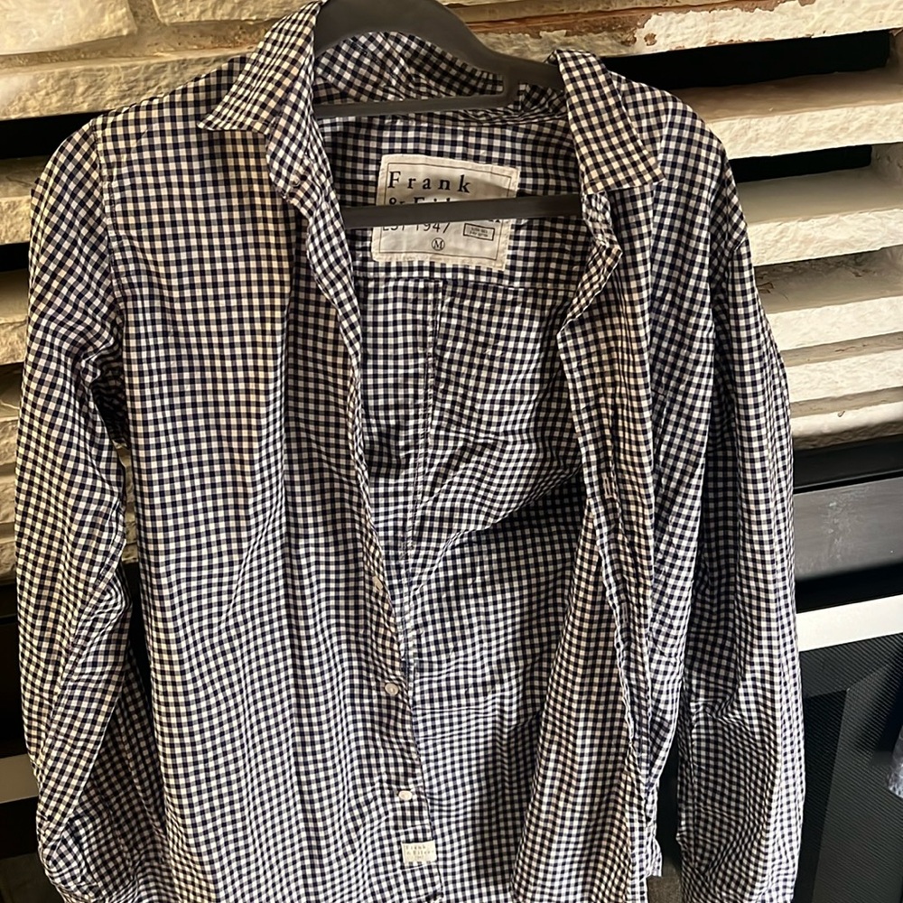 Frank&Eileen navy blue gingham check button down in medium and cut “Barry”